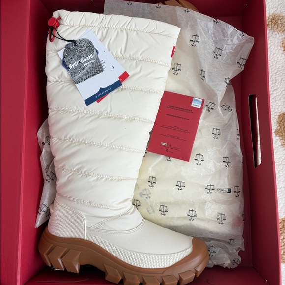❤️Hunter Women's Intrepid Tall
Snow Boots, Size 8 New in box with card - Picture 5 of 15